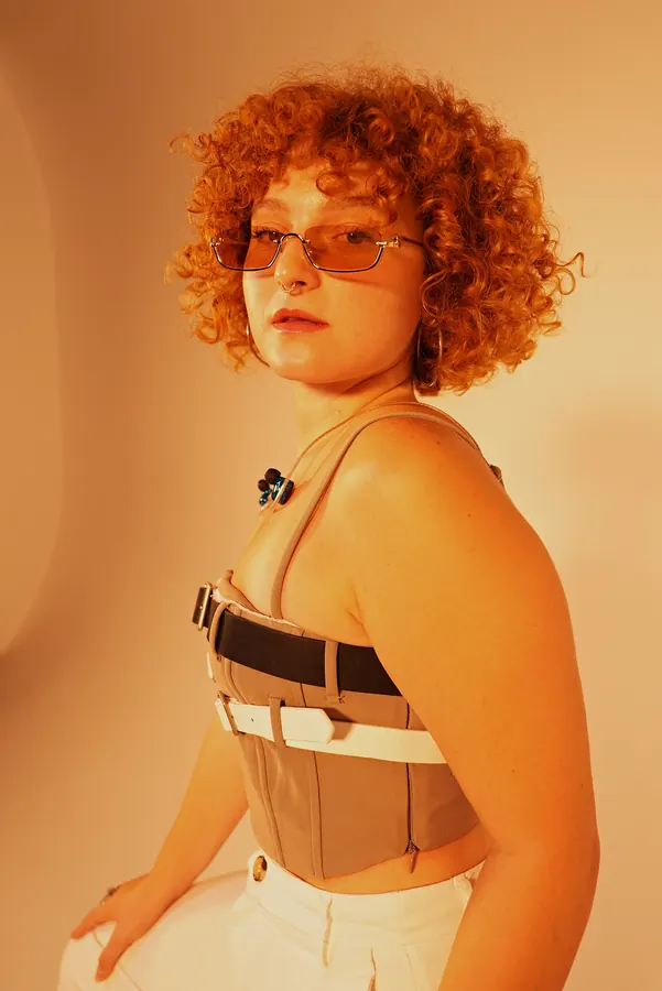 Curls — colour-gel studio fashion portrait by photographer Soner Erdoğan