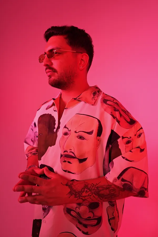 Faces — colour-gel studio fashion portrait by photographer Soner Erdoğan