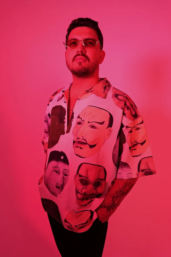 Faces — colour-gel studio fashion portrait by photographer Soner Erdoğan