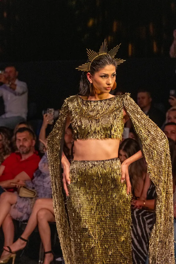 8th Antalya Fashion Week 2025 runway photo — fashion photographer Soner Erdoğan